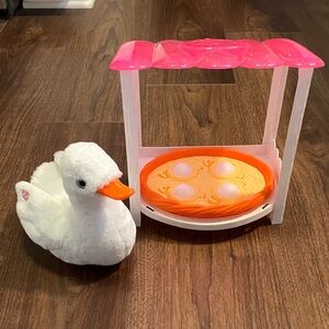 Pets Alive Singing Duck and Ducklings